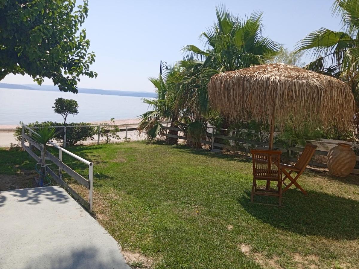 Evoikos Beach & Resort Ліванатаі Екстер'єр фото