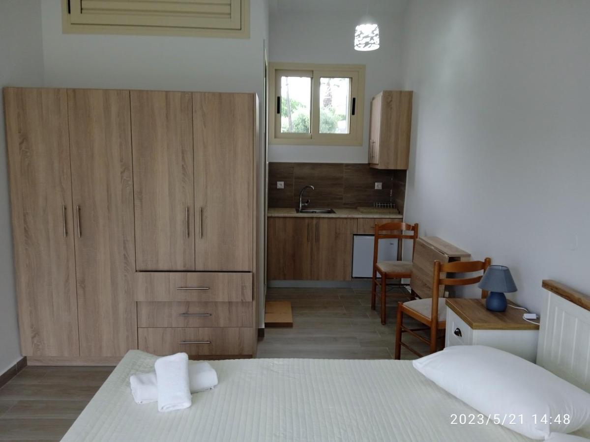 Evoikos Beach & Resort Ліванатаі Екстер'єр фото