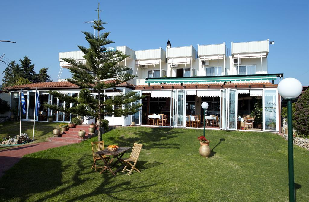 Evoikos Beach & Resort Ліванатаі Екстер'єр фото