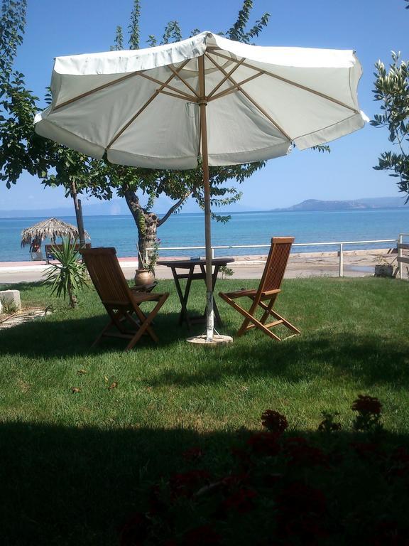 Evoikos Beach & Resort Ліванатаі Екстер'єр фото