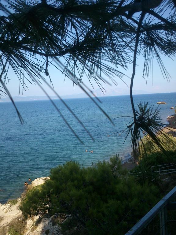 Evoikos Beach & Resort Ліванатаі Екстер'єр фото