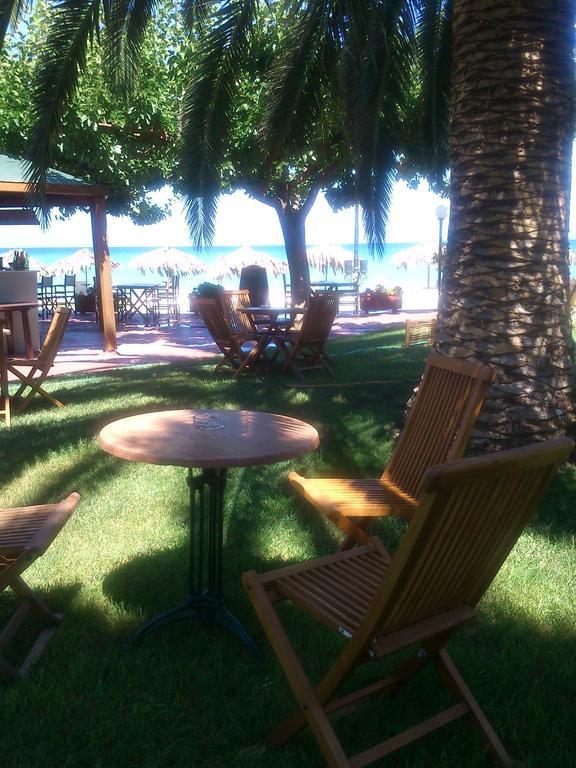 Evoikos Beach & Resort Ліванатаі Екстер'єр фото